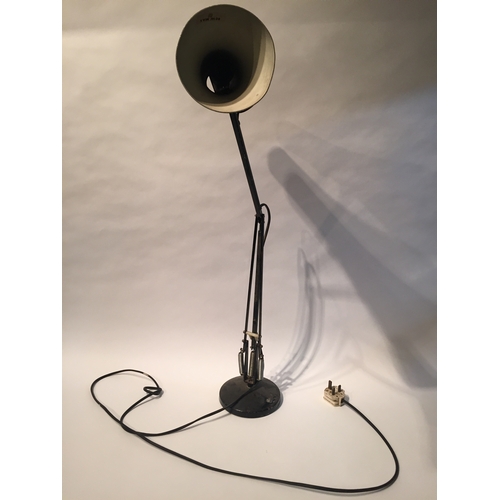 140 - Angle poise style desk lamp