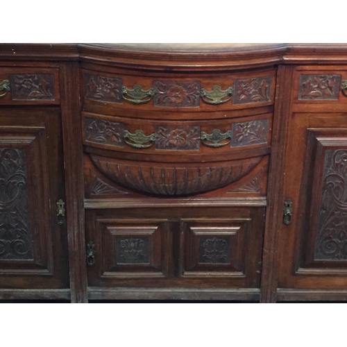 7 - An Edwardian mahogany sideboard, measures 152 x 98 x 50 cm