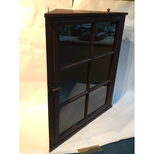 27 - Glased Corner Unit