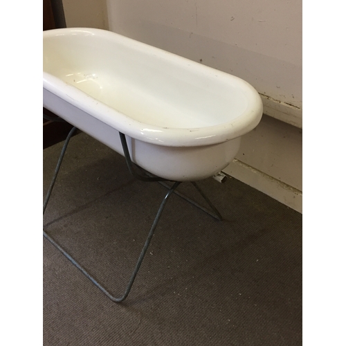 100 - Victorian Enamel Childs Bath On Stand