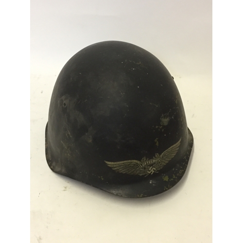 205 - WW2  luftschutz helmet