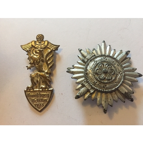 209 - 2 German Badges A Star With Cross Swords Etc