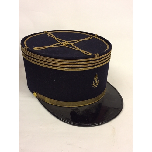 384 - French Army Kepi Bullion Wire And Paris Maker.