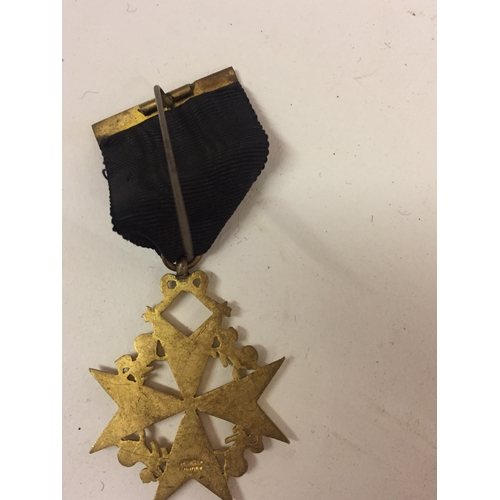 260 - MASONIC Knights of Malta Breast jewel