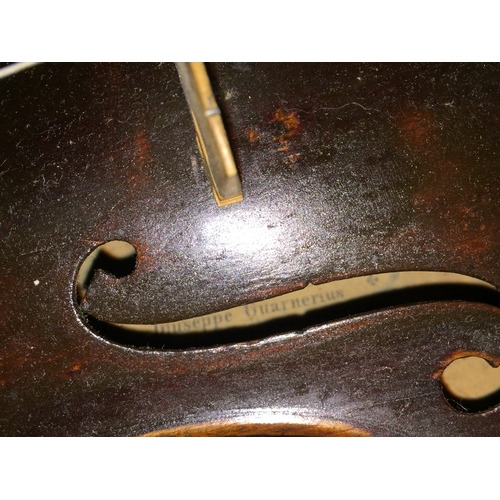 215 - Vintage Cased Violin With Bow Etc Makers Name Inside giuseppe guarnerius .