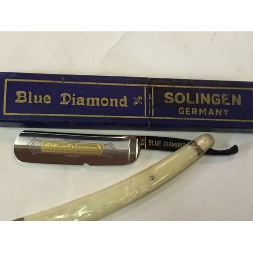 228 - Vintage Blue Diamond Soligen Germany Cut Throat Razor