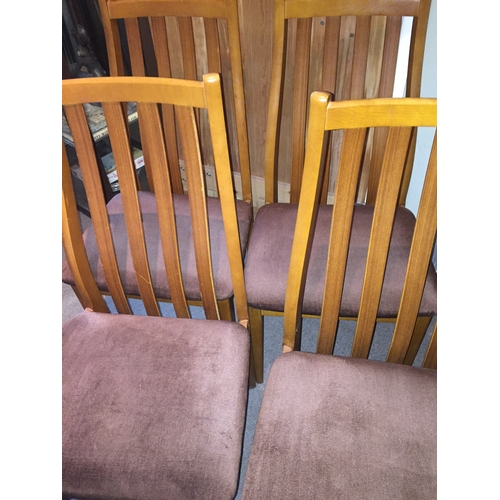 96 - 4 Vintage chairs