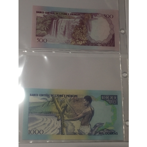 84 - ST Thomas Pair 500 And 1000 Dobras Uncirculated 1993, St Thomas And Prince Island Banco Central (2).