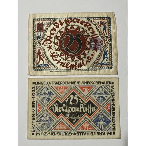 208 - German Bielefeld 1921 Silk Notgeld Pair 25 Marks UNC (2)