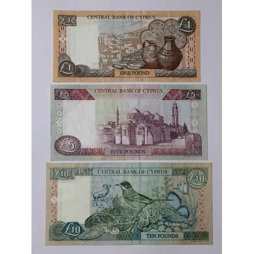 274 - Central Bank Of Cyprus 1997 - 2001 Issue To Include 1 , 5 , 10 , Pound Notes EXF - UNC (3)