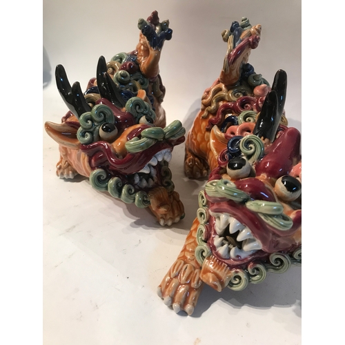 163 - 2 Ceramic Chinese Foo Dog Ornaments