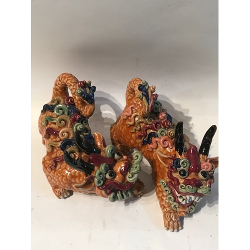 163 - 2 Ceramic Chinese Foo Dog Ornaments