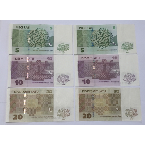 301 - Latvia Latvijas Bankas Naudas Zime Banknotes.To Include 2 x 2007 5 Lati Notes. 2 x 2008 10 Latu Note... 