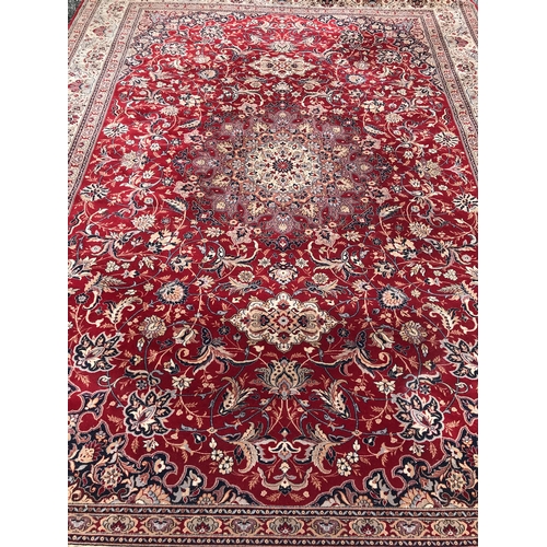 73 - Large Rug Measures 350x252cm