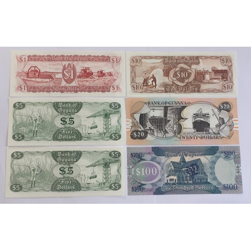 447 - Bank Of Guyana Quartet 1966 - 1988 Issue  1 , 2 X 5 , 10 , 20 Dollars Along With A 100 Dollar Note A... 