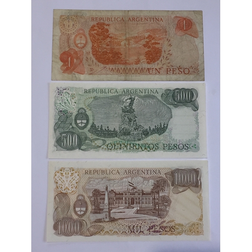 455 - Argentina Regular Issue Notes To Include 1 Peso VG 1970 , 500 Peso 1975 UNC Along With A 1975 1000Pe... 