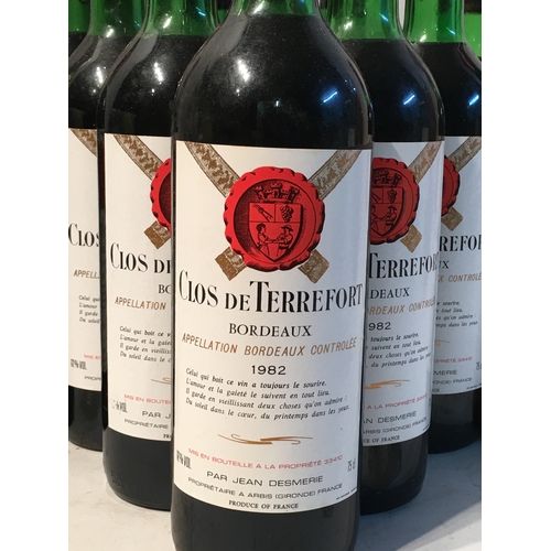 588 - 12 Bottles Of Vintage Red Wine 1982 Clos De Terrefort Bordeaux