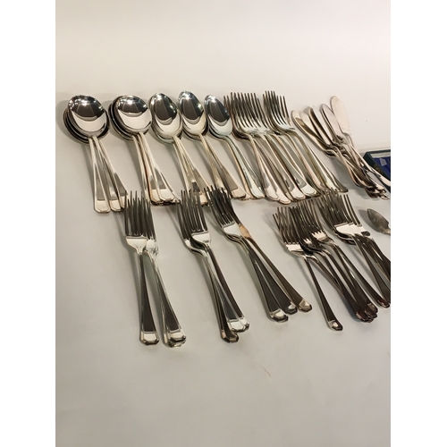 412 - Various Cutlery