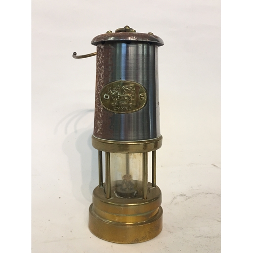 258 - Welsh Miners Lamp / Lantern Measures 22x9cm