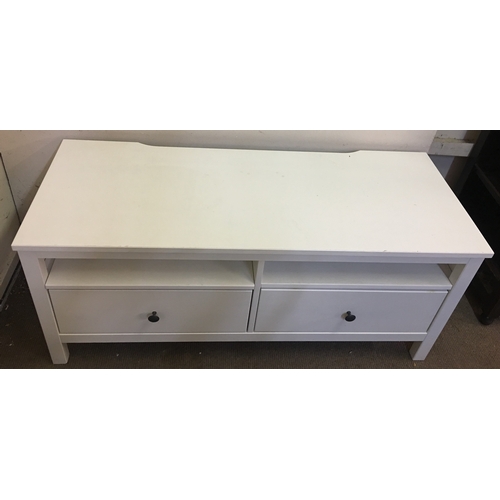 53 - White Unit With Drawers measures 57cm x 124cm x 46cm