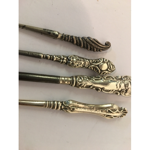 121 - Small Group Of Silver To Include Button Hooks   Along With A Fork (4)