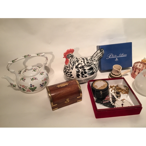 318 - Various items to include teapot , custom jewellery etc