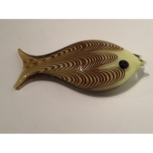 100 - Rare Murano glass fish In The Manner Venini Ken Scott 14cm long