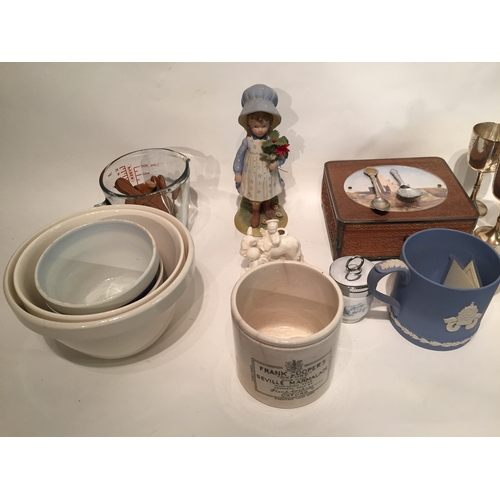 410 - Various items to include wedgewood cup , vintage box , metal cups etc