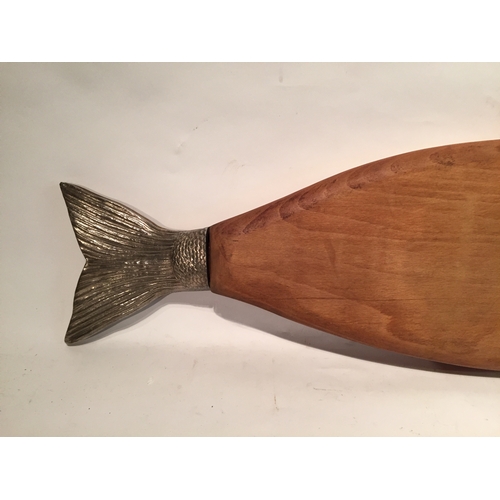 262 - Large vintage fish chopping board 80cm long