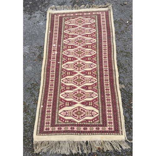 68 - Rug 144cm x 65cm