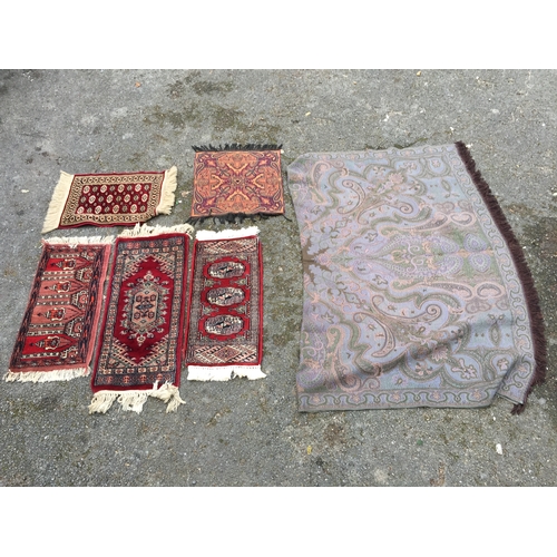 364 - Small Rug / Textiles /Mats