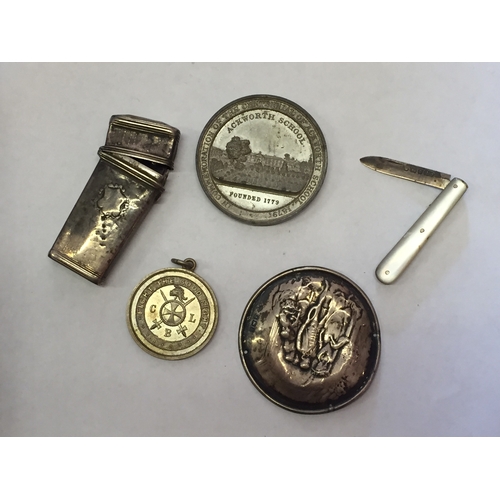 119 - Various silver items to include silver penknife , vesta case etc