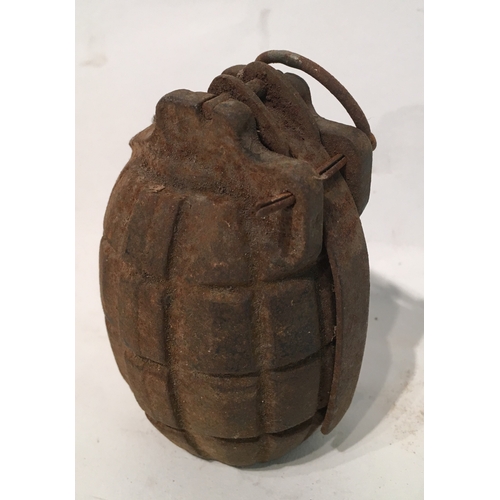 174 - Mills ww1 hand grenade