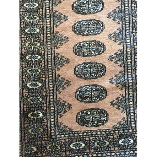 88 - Rug / runner 64cm x 190cm