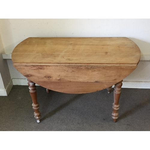 28 - Pine rustic drop leaf table 117cm x 71cm