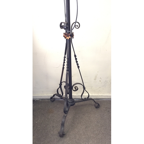 61 - Metal lamp stand 154cm tall