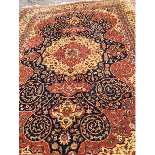 94 - Bessarabie Rug 290cm x 420cm