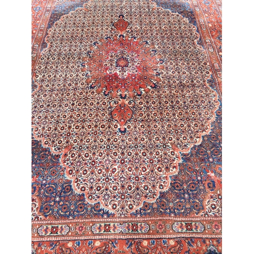 95 - Hand knotted Iranian Dorokhsh Rug 234cm x 358cm