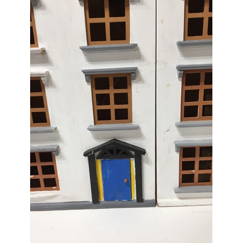 174 - Dolls house 55cm x 19cm x 70cm