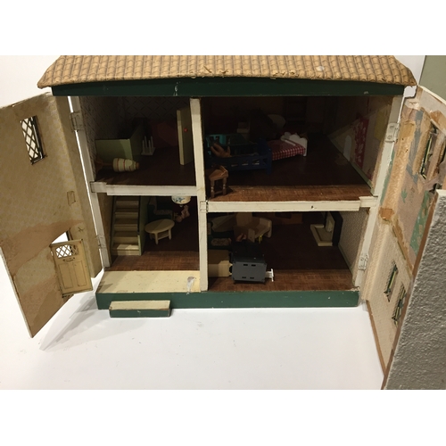 175 - Dolls house with contents 37cm x 45cm x 55cm