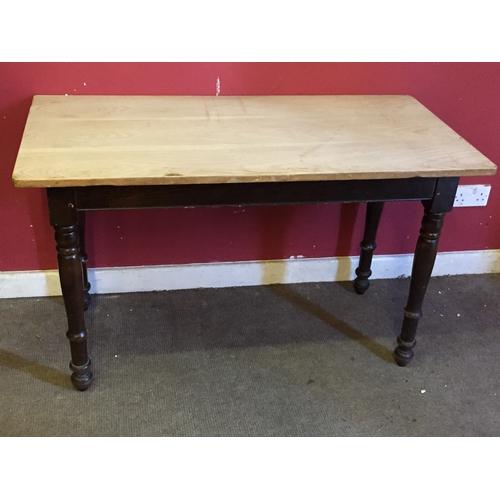 26 - Farmhouse table 61cm x 122cm x 73cm