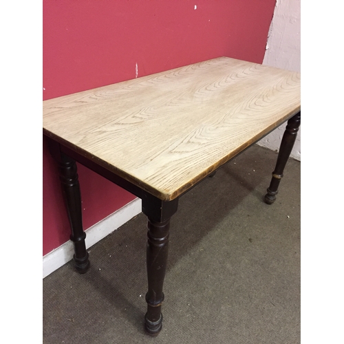 28 - Farmhouse table 61cm x 122cm x 74cm