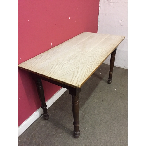 30 - Farmhouse table 61cm x 122cm x 73cm