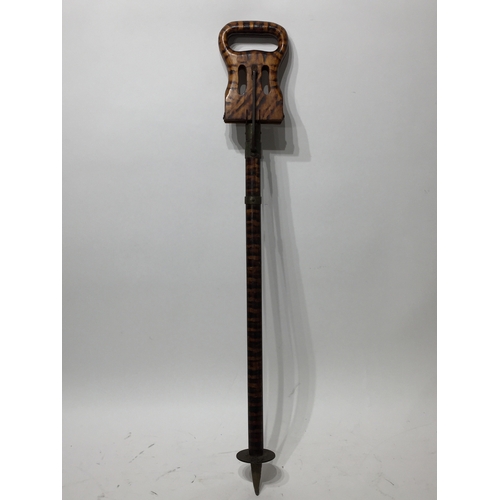 218 - Good quality vintage walking stick seat