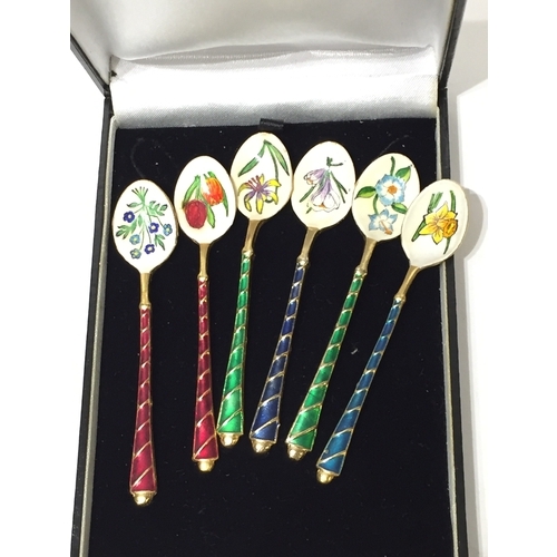 333 - 8 painted metal spoons