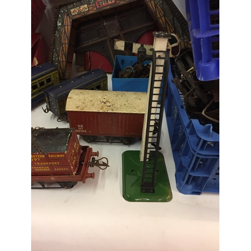 370 - Triang Tin Plate Locomotives building etc 0 gauge Some  With Original  boxes.