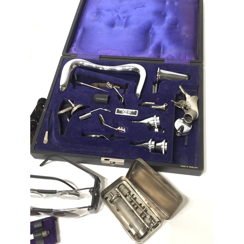 400 - Various Vintage Medical Equipment To Include A Cased Diagnostic Set , Microscope , Eye Testing Equip... 