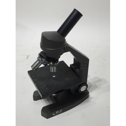 411 - Students Swift Microscope