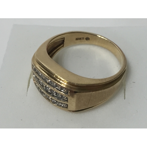 137 - 10 Ct Gold Diamond Ring Size T