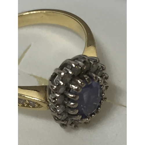 139 - 18 Ct Gold  Sapphire And Diamond Ring Size Size O